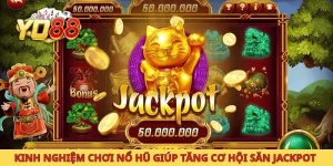 Người chơi tính toán ngân sách trước khi quay slot